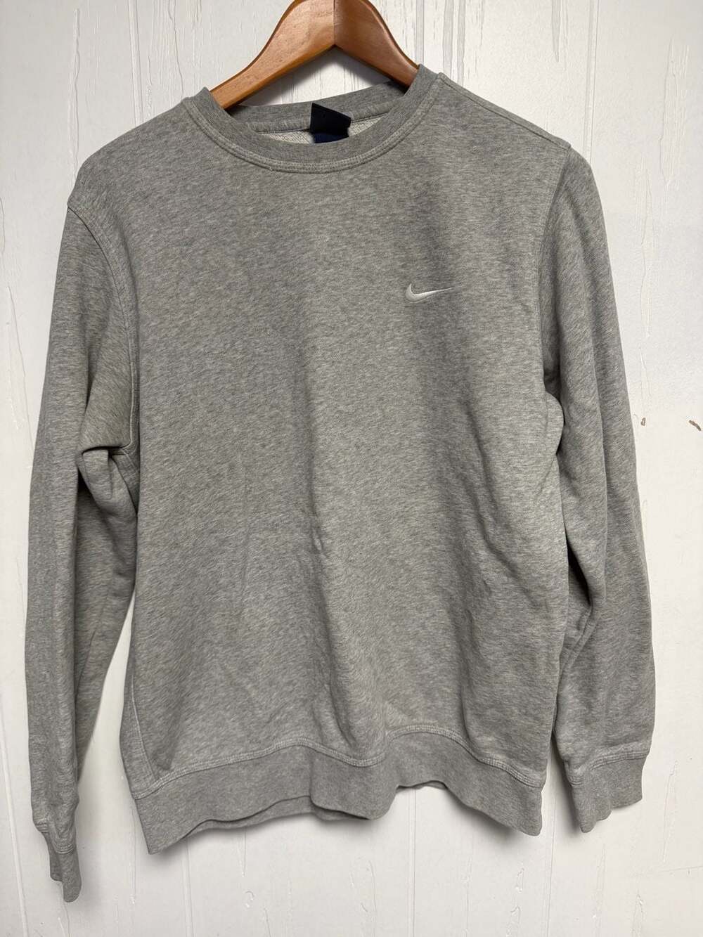 Nike Heather Gray Embroidered Swoosh Crewneck Sweatshirt Large
